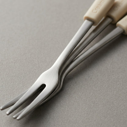 Pund Long Stainless Steel Fruit Forks 22 cm Set of 6 - Detail view